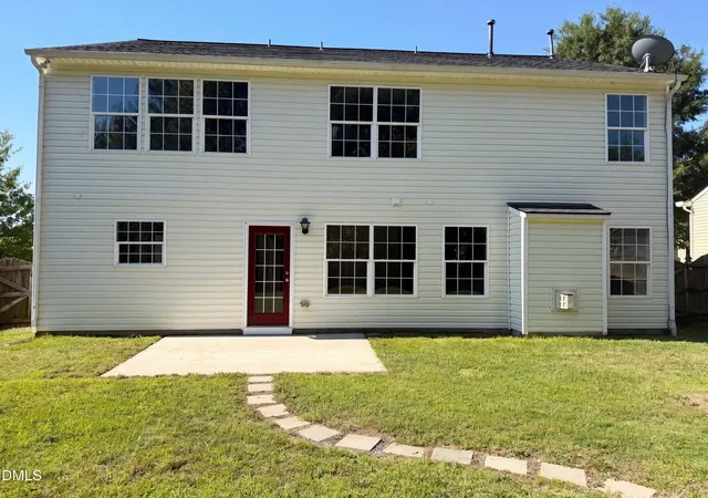 Photo 4 of Single family home for sale at 1745 E Honey Springs Ave, Fuquay Varina, NC 27526 | MLS# 10172748 | Listing updated on 2026-10-29