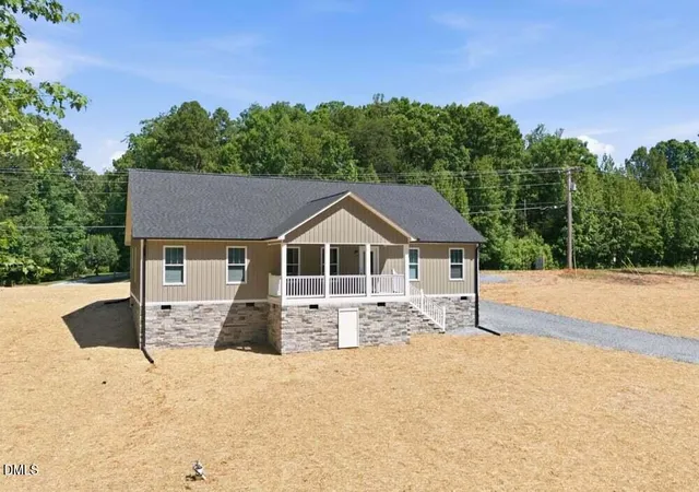 Photo 3 of Single family home for sale at 6904 Virgilina Rd, Roxboro, NC 27574 | MLS# 10172705 | Listing updated on 2026-09-24