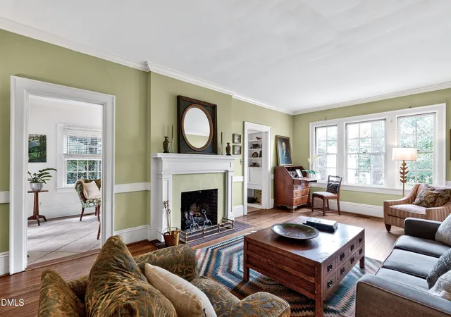 Photo 2 of Single family home for sale at 306 Hillcrest Rd, Raleigh, NC 27605 | MLS# 10178468 | Listing updated on 2026-09-14