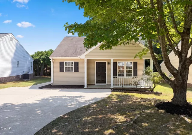 Homes for sale in Wake Forest, NC | 524 Pearce Ave, Wake Forest, NC 27587 | MLS# 10173808