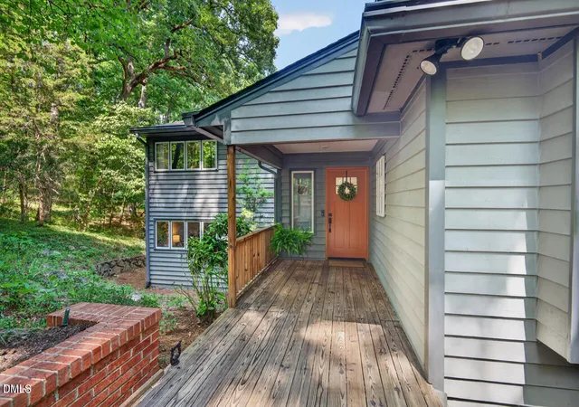 Homes for sale in Durham, NC | 4600 Timberly Dr, Durham, NC 27707 | MLS# 10173695
