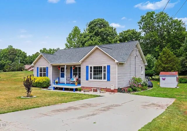 2nd image of 409 Brown Cir, Rolesville, NC 27571 | MLS# 10173214