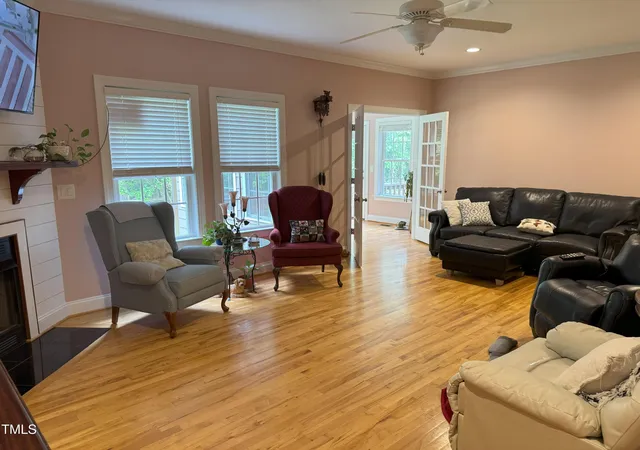 Photo 3 of Single family home for sale at 105 Perry Ln, Zebulon, NC 27597 | MLS# 10172738 | Listing updated on 2026-07-25