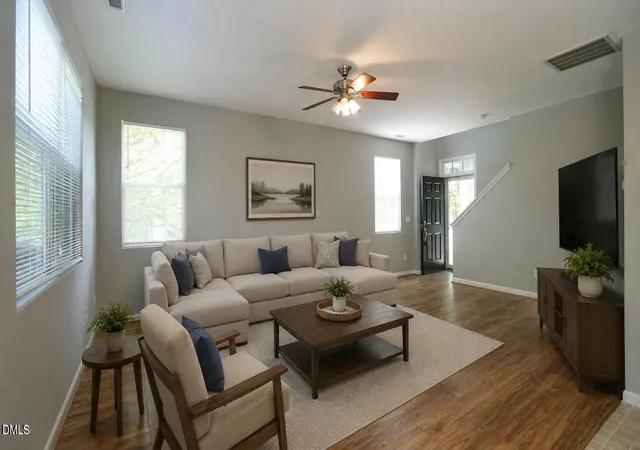 Photo 3 of Sale Pending at 140 Bellfare Dr, Garner, NC 27529 | MLS# 10175018 | Listing updated on 2026-09-16