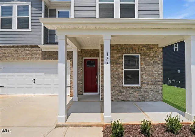 Photo 3 of Single family home for sale at 169 N Fld Sparrow Way, Clayton, NC 27520 | MLS# 10172760 | Listing updated on 2026-09-16