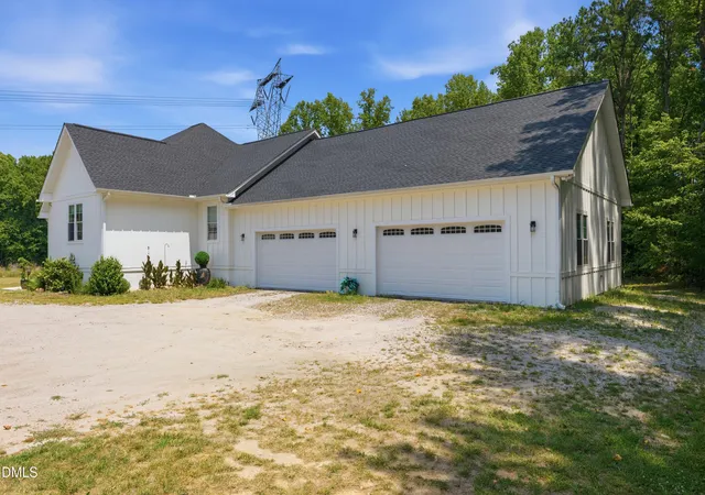 Photo 4 of Single family home for sale at 65 Soggy Btm Trl, Zebulon, NC 27597 | MLS# 10173403 | Listing updated on 2026-08-20
