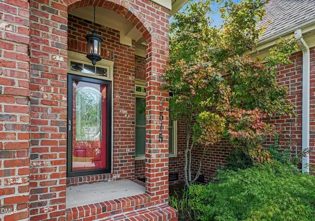 Photo 4 of Single family home for sale at 515 Whispering Pines Dr, Spring Lake, NC 28390 | MLS# 10182023 | Listing updated on 2026-08-25