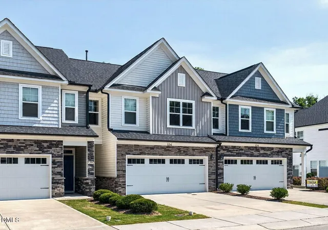 Homes for sale in Holly Springs, NC | 124 Orvis Dr, Holly Springs, NC 27540 | MLS# 10173163