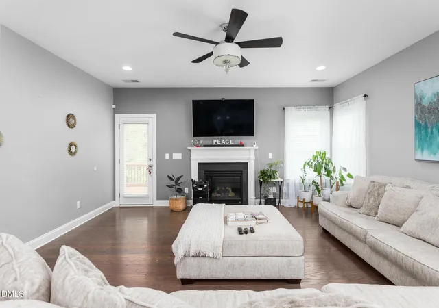 2nd image of 934 Sweet Gum Wy, Mebane, NC 27302 | MLS# 10172913
