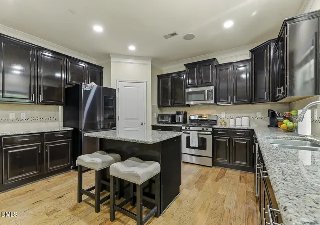 Photo 3 of Single family home for sale at 113 Somers Ln, Clayton, NC 27527 | MLS# 10173033 | Listing updated on 2026-08-28