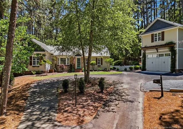 Homes for sale in Southern Pines, NC | 305 Maples Rd, Southern Pines, NC 28387 | MLS# 763553