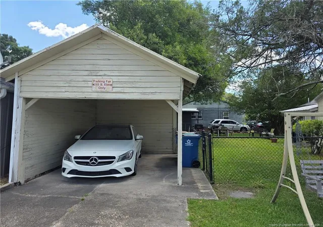 5th image of 211 S Elm Ave, Dunn, NC 28334 | MLS# 762855