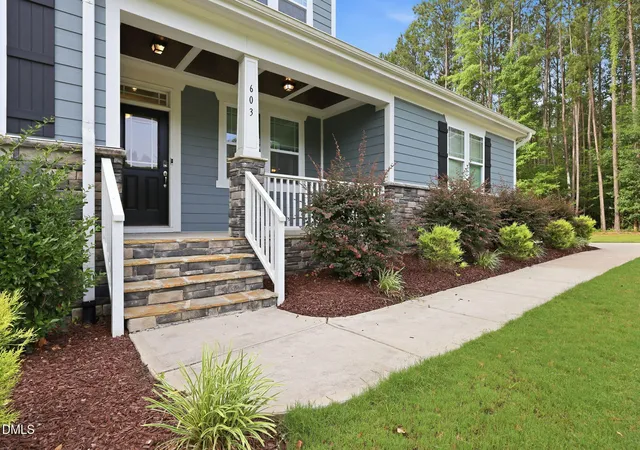 3rd image of 603 Gianna Dr, Clayton, NC 27527 | MLS# 10176940