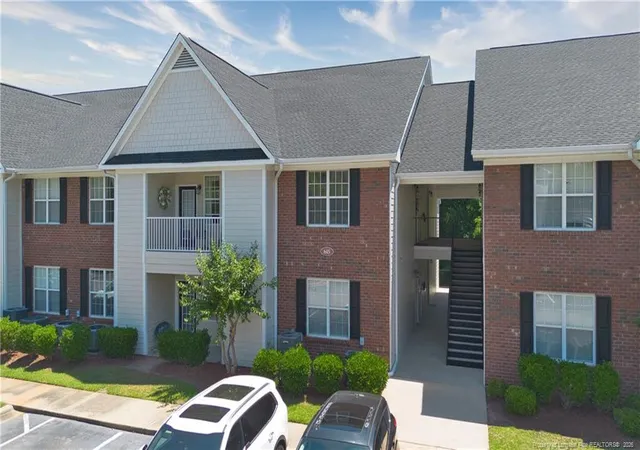 3rd image of 645 Brandermill Rd, Fayetteville, NC 28314