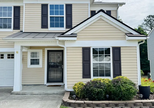 3rd image of 208 Knightwood Dr, Durham, NC 27703 | MLS# 10173484