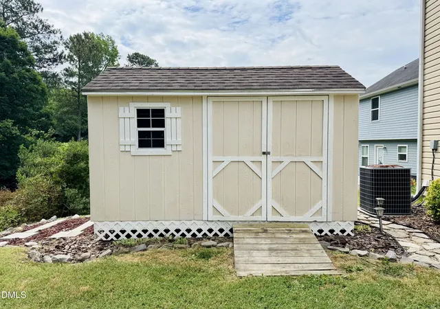 5th image of 208 Knightwood Dr, Durham, NC 27703 | MLS# 10173484