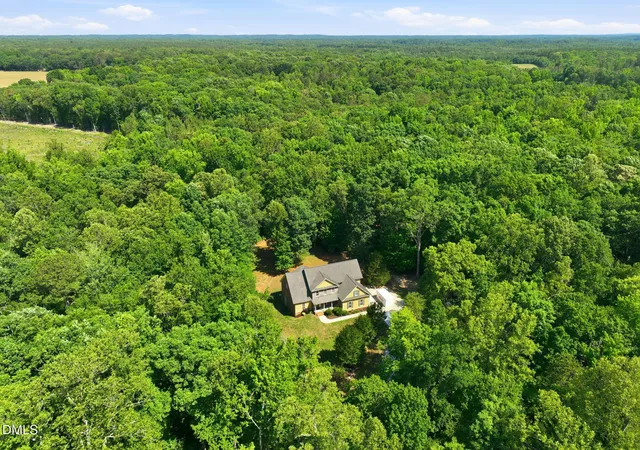 3rd image of 6218 Kim'S Dr, Hurdle Mills, NC 27541 | MLS# 10173180
