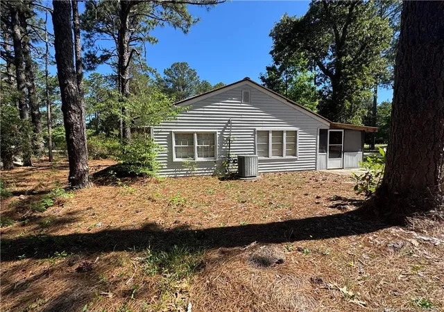 Homes for sale in Carthage, NC | 1195 Airport Rd, Carthage, NC 28327 | MLS# 762783