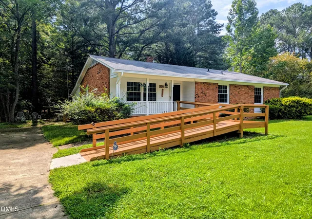 1st image of 204 Drew St, Louisburg, NC 27549 | MLS# 10182773