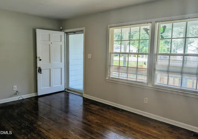 5th image of 204 Drew St, Louisburg, NC 27549 | MLS# 10182773