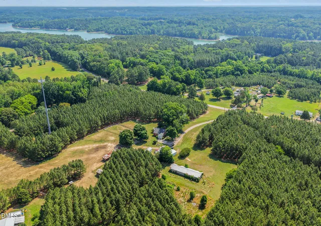 Photo 2 of Sale Pending at 5225 Satterwhite Point Rd, Henderson, NC 27537 | MLS# 10173478 | Listing updated on 2026-08-14