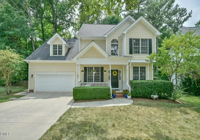 Photo 1 of Single family home for sale at 112 Dairy Ct, Chapel Hill, NC 27516 | MLS# 10173078 | Listing updated on 2026-09-03
