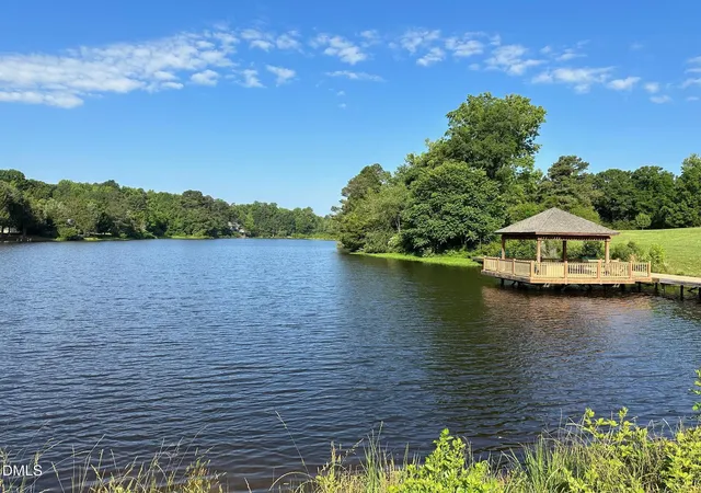 Photo 30 of Single family home for sale at 112 Dairy Ct, Chapel Hill, NC 27516 | MLS# 10173078 | Listing updated on 2026-09-03