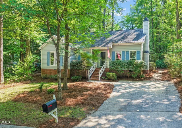 Homes for sale in Durham, NC | 5 Briarfield Ct, Durham, NC 27713 | MLS# 10176189