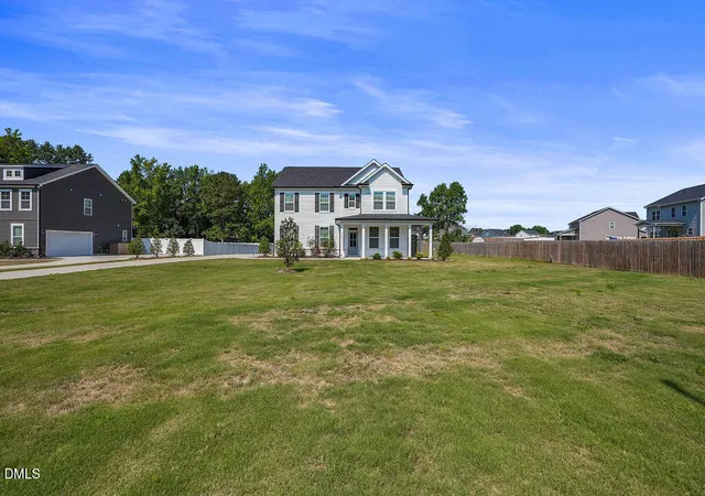 Photo 5 of Sale Pending at 1723 Neills Crk Rd, Lillington, NC 27546 | MLS# 10173926 | Listing updated on 2026-08-21