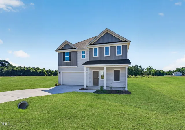 Photo 3 of Single family home for sale at 240 Shiloh Woods Cir, Smithfield, NC 27577 | MLS# 10173002 | Listing updated on 2026-09-20