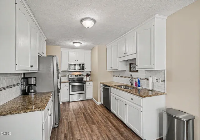 3rd image of 2805 Franzia Dr, Fayetteville, NC 28306 | MLS# 10173253
