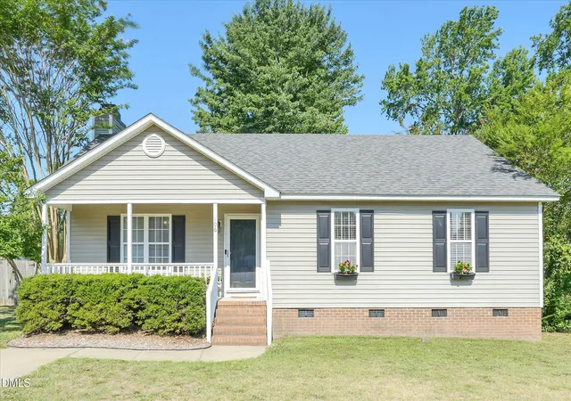 Homes for sale in Clayton, NC | 106 Brandon Dr, Clayton, NC 27520 | MLS# 10173634