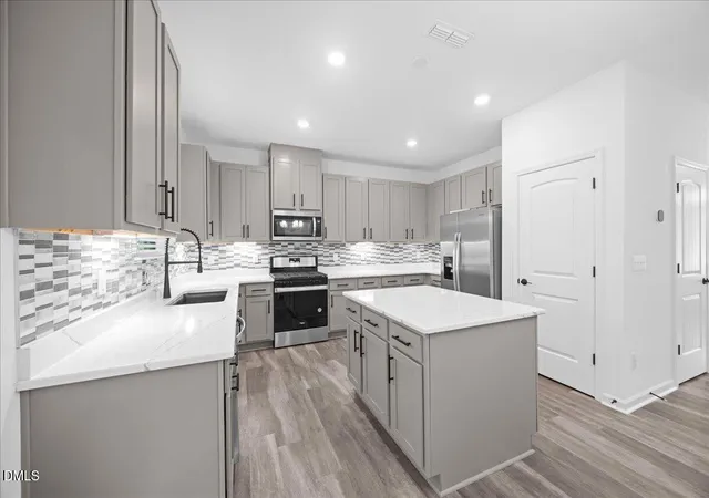 Photo 4 of Single family home for sale at 2100 Feather Rock Dr, Durham, NC 27704 | MLS# 10174286 | Listing updated on 2026-08-31
