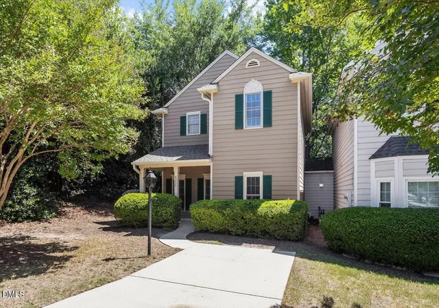 Photo 1 of Townhouse for sale at 4016 Charleston Park Dr, Raleigh, NC 27604 | MLS# 10174166 | Listing updated on 2026-07-23