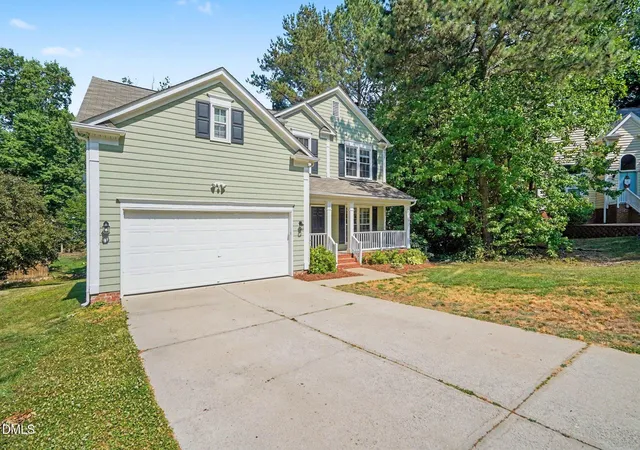 Homes for sale in Cary, NC | 104 Armfield Ct, Cary, NC 27519 | MLS# 10173789
