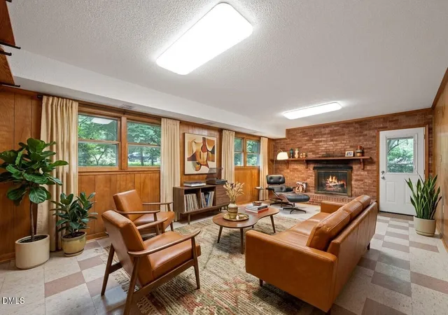Photo 4 of Single family home for sale at 1103 Warren Ave, Cary, NC 27511 | MLS# 10173310 | Listing updated on 2026-08-18