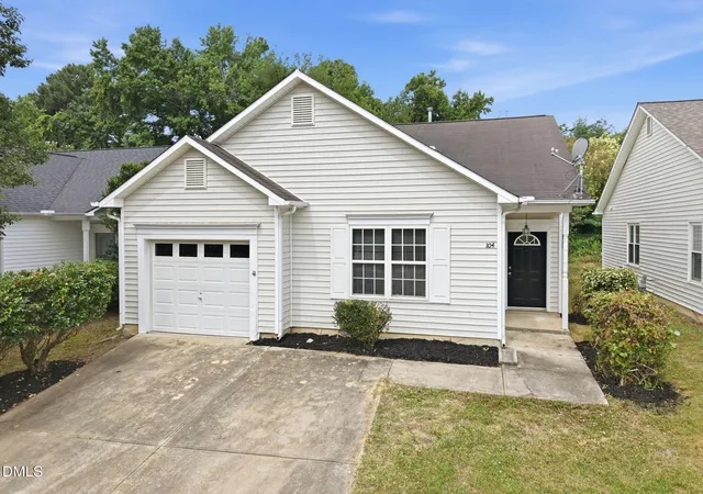Homes for sale in Apex, NC | 104 Litton St, Apex, NC 27502 | MLS# 10173704