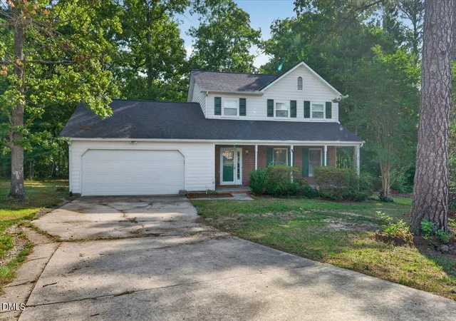 Photo 3 of Single family home for sale at 5806 Wrenwood Ct, Durham, NC 27703 | MLS# 10173854 | Listing updated on 2026-07-18