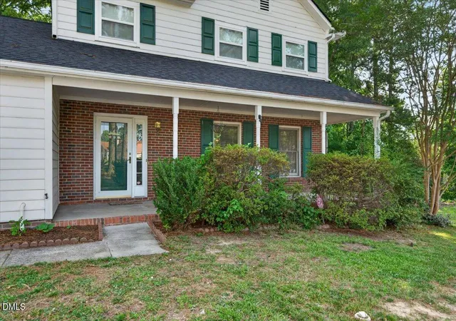 Photo 3 of Single family home for sale at 5806 Wrenwood Ct, Durham, NC 27703 | MLS# 10173854 | Listing updated on 2026-07-18