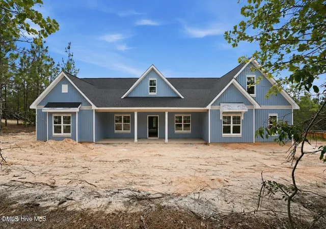 Homes for sale in West End, NC | 2013 Pewter Ln, West End, NC 27376 | MLS# 10173049