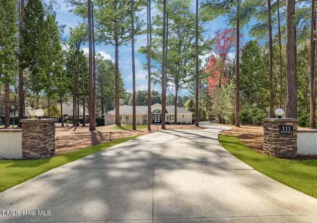 Homes for sale in West End, NC | 111 Vanore Rd, West End, NC 27376 | MLS# 10173080
