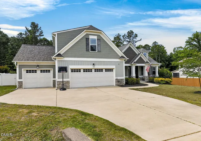 2nd image of 65 Everwood Dr, Four Oaks, NC 27524 | MLS# 10173364