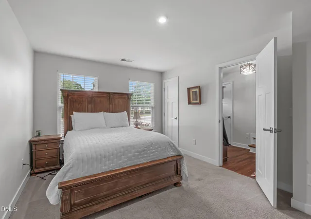 Photo 4 of Townhouse for sale at 1092 Ambergate Sta, Apex, NC 27502 | MLS# 10173454 | Listing updated on 2026-09-18