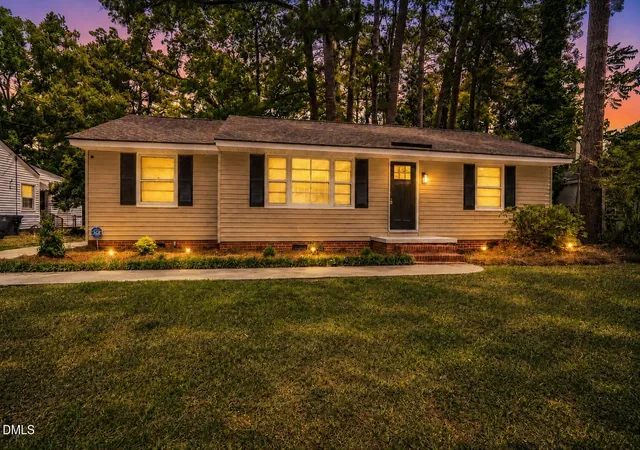 Homes for sale in Rocky Mount, NC | 406 Clifton Rd, Rocky Mount, NC 27804 | MLS# 10173372
