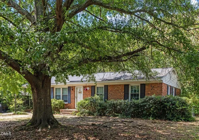 Photo 3 of Sale Pending at 158 Mitchner Dr, Smithfield, NC 27577 | MLS# 10175079 | Listing updated on 2026-09-05