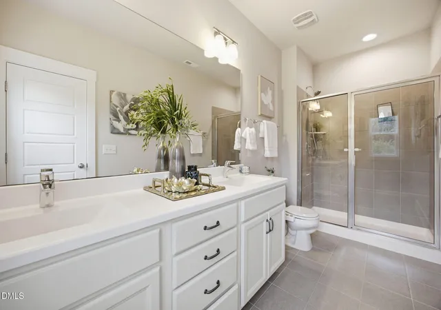 Photo 2 of Single family home for sale at 542 Beacon Ridge Blvd, Chapel Hill, NC 27516 | MLS# 10176422 | Listing updated on 2026-09-08