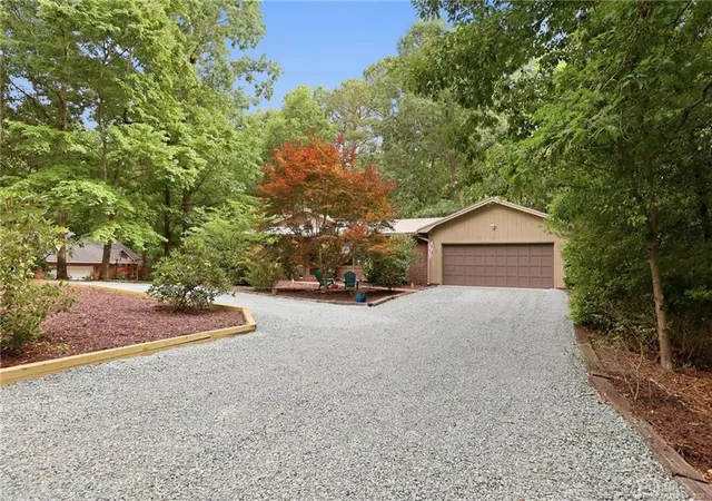 Photo 2 of Single family home for sale at 2073 Sandalwood Dr, Sanford, NC 27332 | MLS# 764097 | Listing updated on 2026-07-18