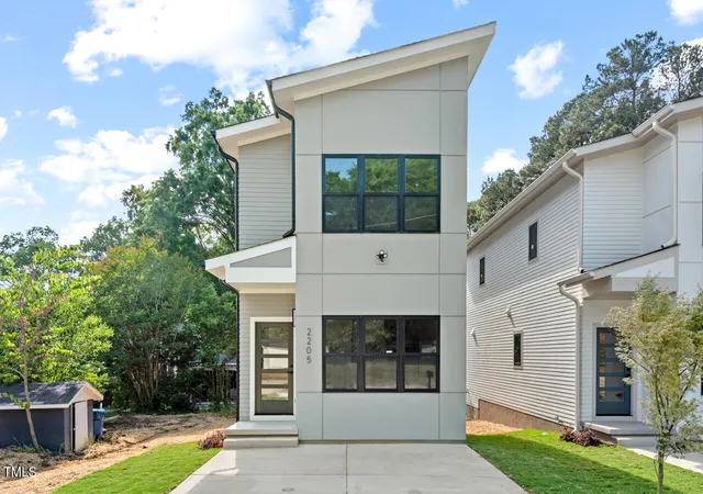Photo 3 of Single family home for sale at 2205 Tampa Ave, Durham, NC 27705 | MLS# 10173446 | Listing updated on 2026-09-01