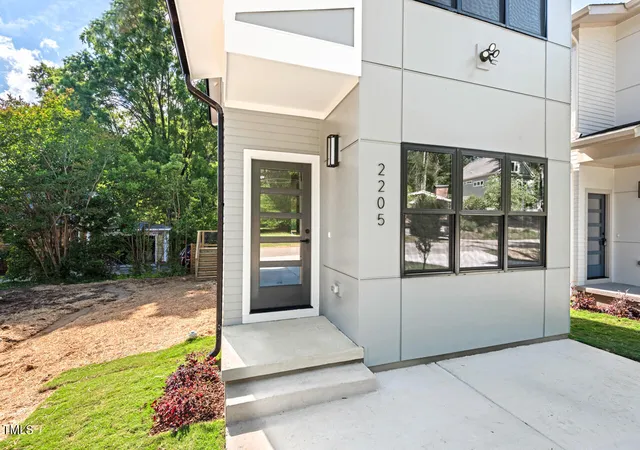 Photo 4 of Single family home for sale at 2205 Tampa Ave, Durham, NC 27705 | MLS# 10173446 | Listing updated on 2026-09-01