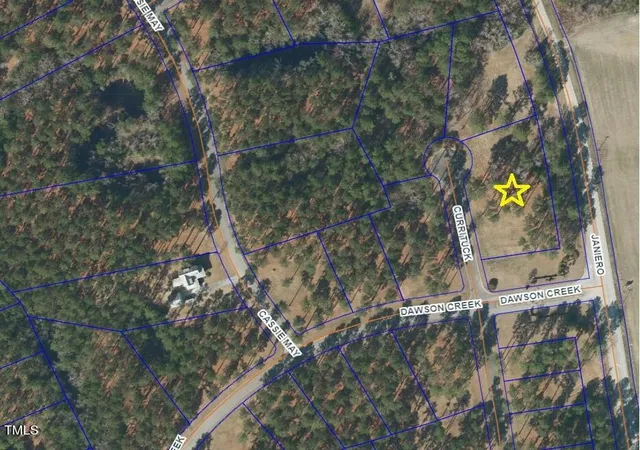 Land for sale at 40 Currituck Cir, Oriental, NC 28571 | MLS# 10173225
